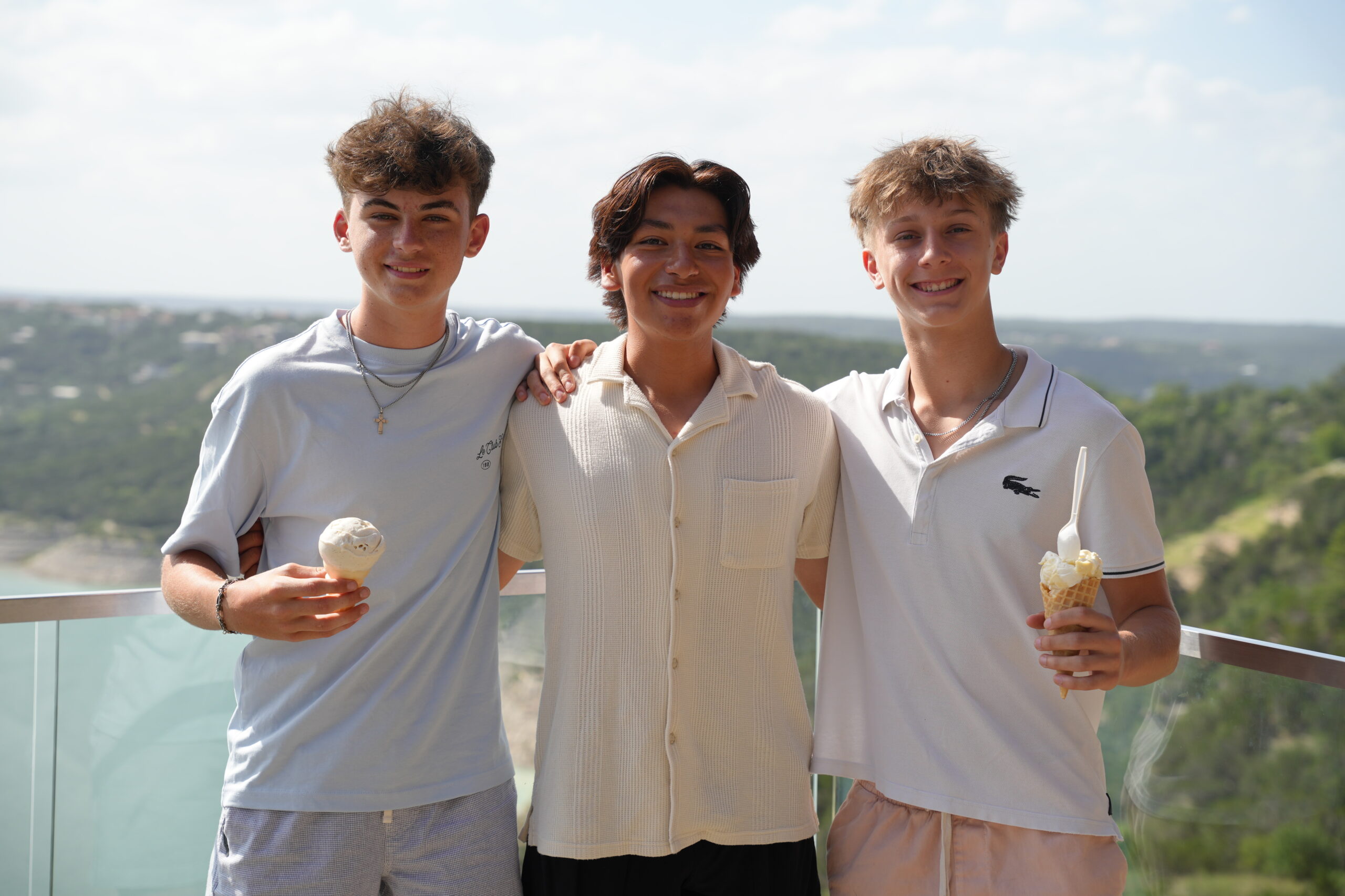 Friends photo outdoors